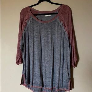 Grey baseball type jersey w/ mauve 3/4 sleeve arms